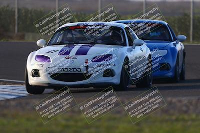 media/Jan-18-2026-CalClub SCCA (Sun) [[8bc6468723]]/Group 7 Race/Turn 1/